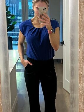 Ann Taylor Blue Blouse Women Size M Cap Sleeve Pleated Neck Work Office Top